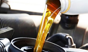 The right way to measure engine oil